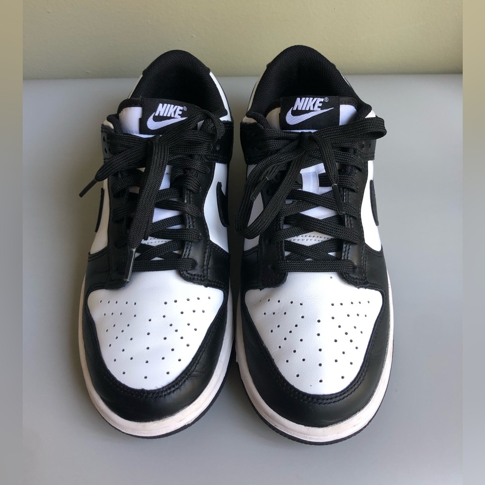 Nike Women’s Dunk Low Shoes In White Size: US 8 EUR 39 - Picture 3 of 13